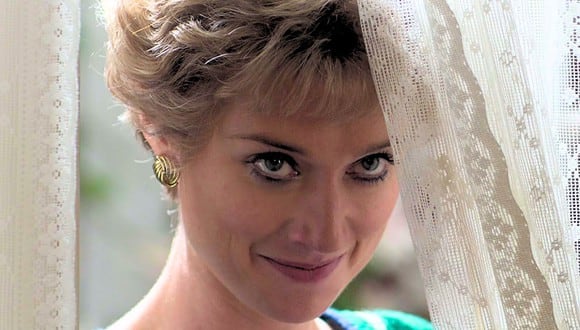 Emma Corrin como la princesa Diana en la serie "The Crown" (Foto: Netflix)