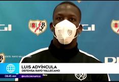 Luis Advíncula recibió un reconocimiento de su equipo por su gran velocidad