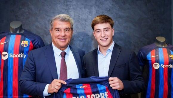 Pablo Torre ha firmado como jugador del FC Barcelona hasta el 2026. (Foto: FC Barcelona)
