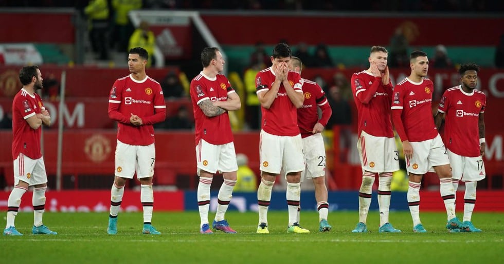 Manchester United anunció la salida de 11 jugadores. (Fotos: Agencias)