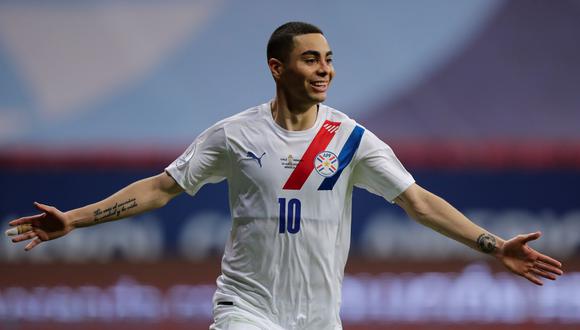 Miguel Almirón será la principal ausencia de Paraguay en el choque contra Perú. (Foto: EFE)