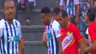 ¡Oyeee!: Pajoy falló un gol debajo del arco ante Huancayo [VIDEO]