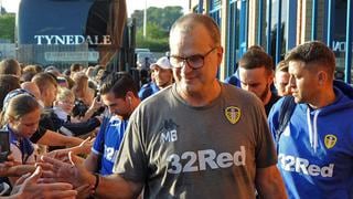 ¡Efecto Bielsa! Fanático del Leeds United se hizo peculiar tatuaje del técnico argentino