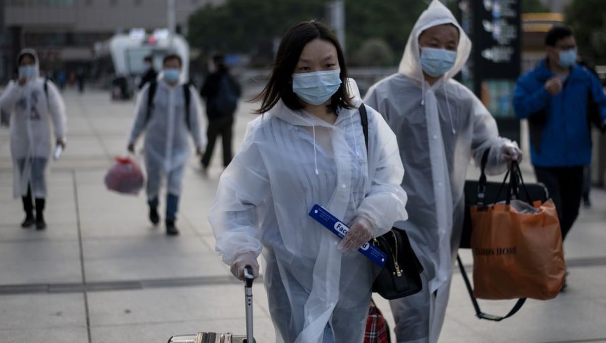 Apple fabricará un millón de mascarillas semanalmente para hacer frente al coronavirus. (AFP)