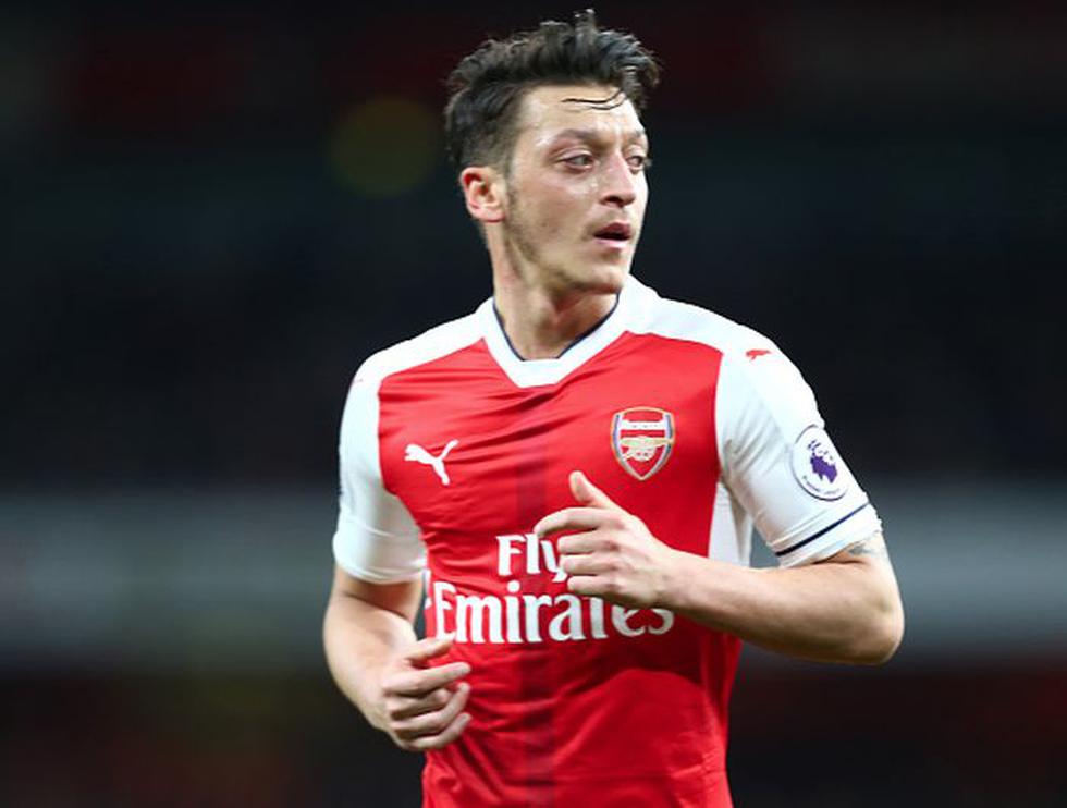 Mesut Ozil ficharía por el Manchester United a pedido de Mourinho. (Foto: Getty)