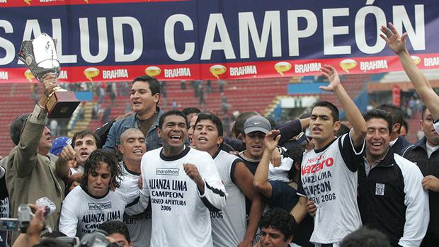 Alianza Lima ganador del Torneo Apertura 2006.