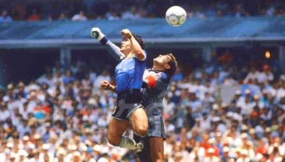 Diego Maradona: Peter Shilton no lo perdona por gol con la mano.  (Foto: Wikimedia Commons)