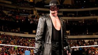 ¿The Undertaker aparecerá en Fastlane para empezar su rivalidad con Roman Reings?