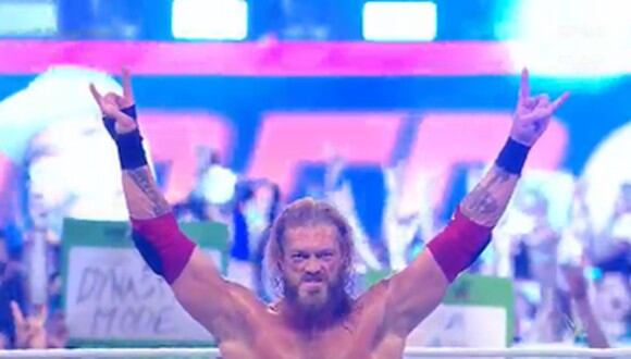 Edge apareció entre llamas en WWE SummerSlam y se llevó una victoria. (Foto: Captura WWE)