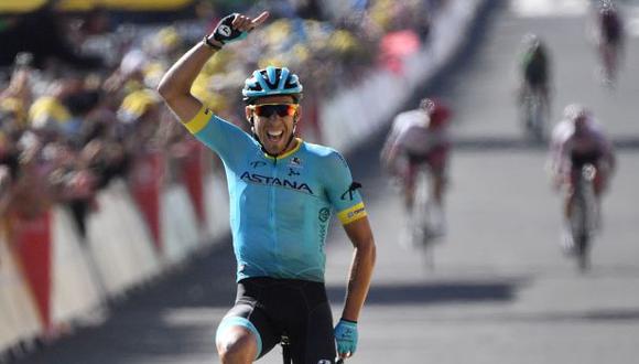 Así festejó Omar Fraile su victoria en el Tour de Francia 2018. (Foto: AFP)