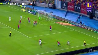 ¡Espectacular volada! Bravo evitó gol Lionel Messi en el Argentina vs. Chile [VIDEO]