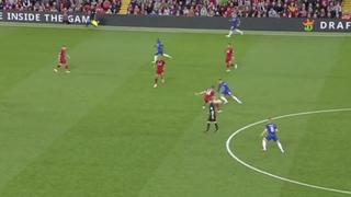 Aplausos para el crack: Hazard y su asombroso gol tras burlar a cinco jugadores en el Liverpool-Chelsea