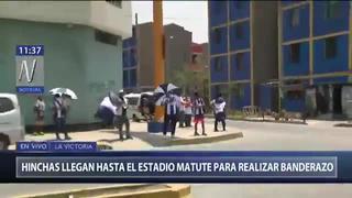 No están solos: hinchas de Alianza llegaron a Matute para realizar banderazo antes del partido contra Huancayo [VIDEO]