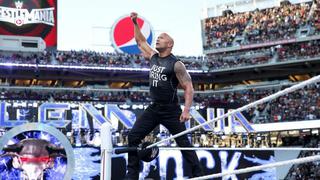 WWE: ¿The Rock llegará a WrestleMania 34 para pelear junto a Ronda Rousey?