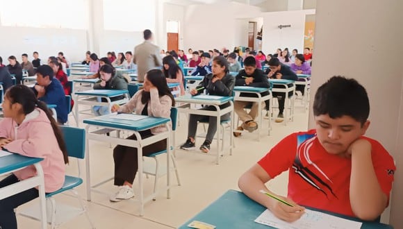 Estudiantes rindieron su primer examen. (Foto: Minedu)