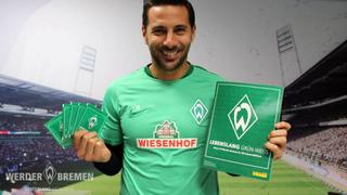 Facebook: Claudio Pizarro promociona así álbum oficial de Werder Bremen