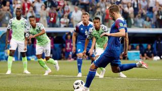Abusivo: Sigurdsson mandó a las nubes penal que el VAR cobró a favor de Islandia por Mundial Rusia 2018