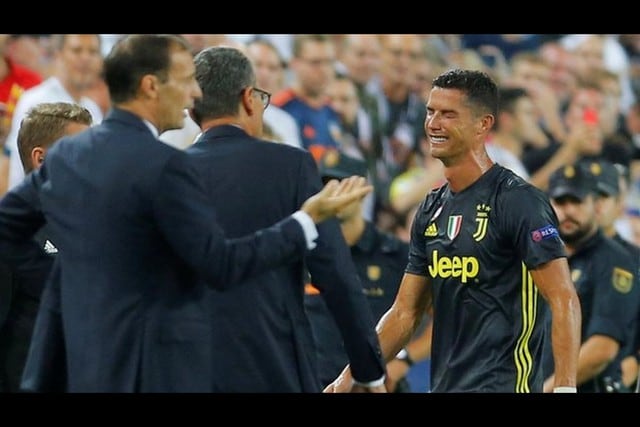 Cristiano Ronaldo, expulsado frente al Valencia por agresión contra Murillo. Se fue del campo llorando.