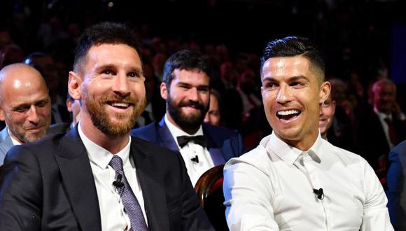 Lionel Messi y Cristiano Ronaldo han protagonizado una rivalidad en los campos durante largos años. Foto: Getty Images.
