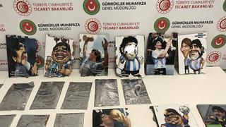 Alerta aeropuerto: incautan un cargamento de cocaína oculta en retratos de Diego Maradona