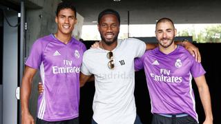 Didier Drogba en su visita al Real Madrid: “Ronaldo merece el Balón de Oro”