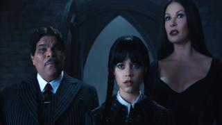 “Los locos Addams”: ¿por qué algunos personajes tienen un nombre diferente a la versión original?