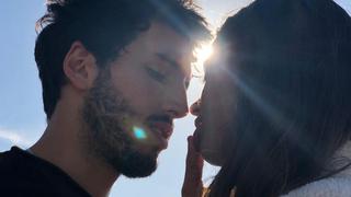 Sebastián Yatra y Tini Stoessel son captados dándose un beso | FOTOS