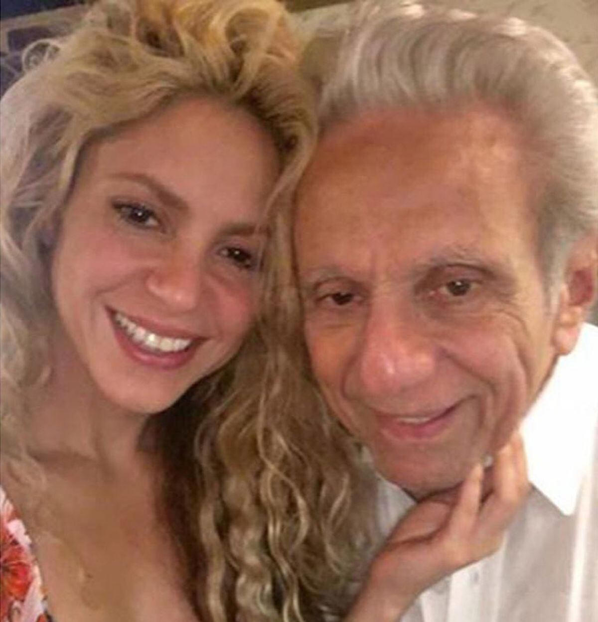 Cada vez que ha podido, la artista se ha lucido junto a su padre en las redes sociales (Foto: Shakira / Instagram)