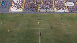 Jugadores de La Bocana protestaron en el primer minuto ante Alianza Lima