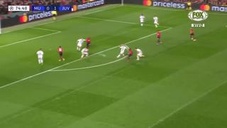 ¡Era el empate! El genial giro y disparo de Paul Pogba que impactó en el palo de Juventus [VIDEO]