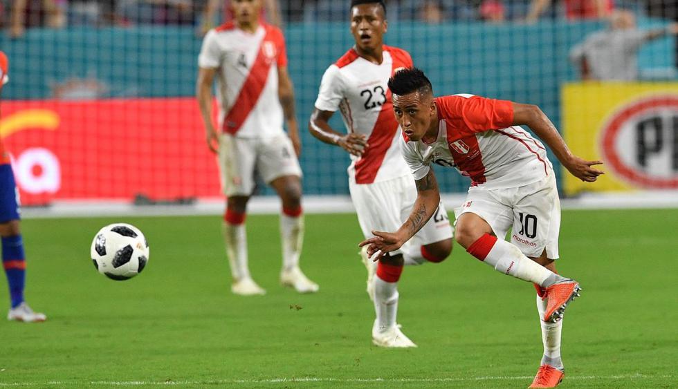Christian Cueva, del FC Krasnodar de Rusia, fue la gran ausencia en la convocatoria de la Selección Peruana. (AFP)