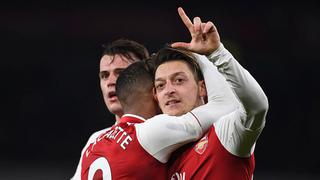 Se salió con las suyas: Özil y la llamativa forma de anunciar su nuevo dorsal en el Arsenal