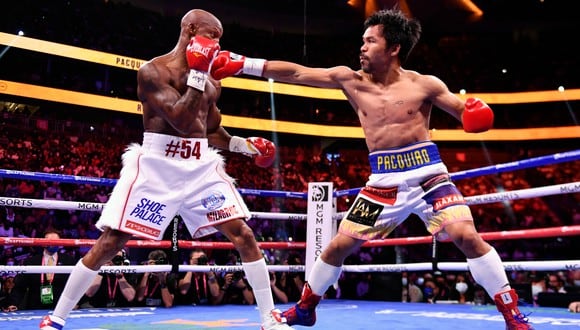 Manny Pacquiao cayó ante Yordenis Ugas en su vuelta al boxeo . (AFP)