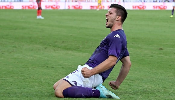Luka Jovic anotó su primer gol en el la Serie A con Fiorentina. (Foto: EFE)