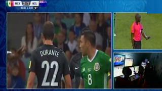 Vio una pelea brutal, demoró en el VAR y su decisión final fue polémica: el árbitro de México-Nueva Zelanda