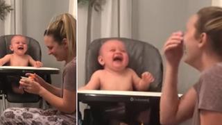 Bebé tiene adorable risa sin control al oír los ‘estornudos’ de su madre