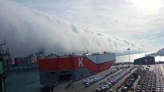 Nube apocalíptica cubre el cielo de Valparaíso y causa pánico entre la población