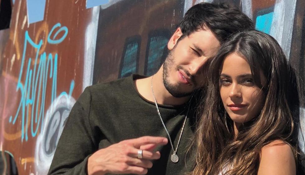 Sebastián Yatra y Tini Stoessel son captados dándose un beso (Foto: Instagram)