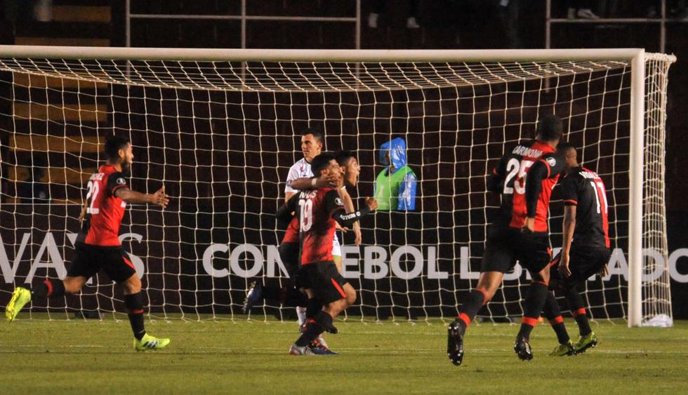 Melgar le ganó 2-0 a Caracas FC en un partidazo por Copa Libertadores. (Foto: AFP)