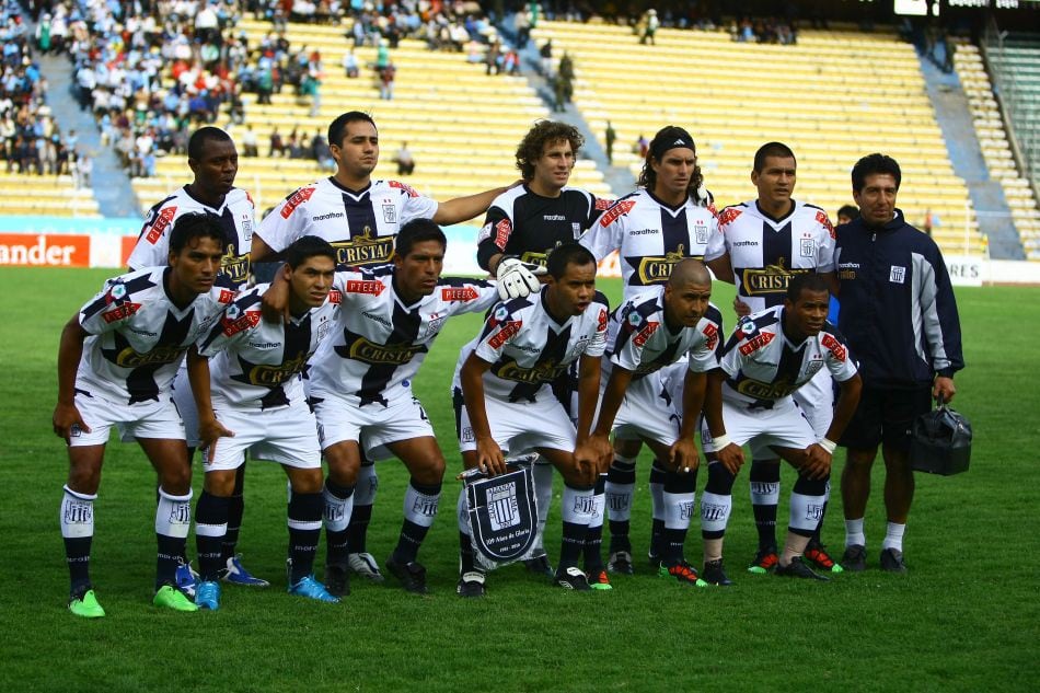 Alianza Lima goleó a Estudiantes 4-1 en la Copa Libertadores 2010