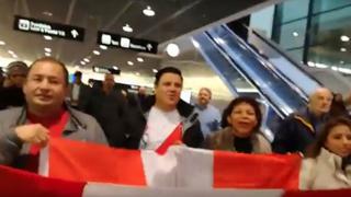 Paolo Guerrero: hinchas de la Selección Peruana lo recibieron en Suiza (VIDEO)