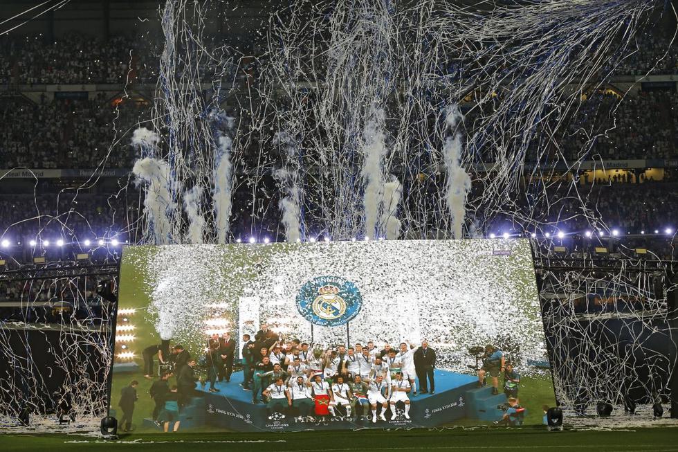 Las mejores fotos de los festejos del Real Madrid tras la obtención de la Champions League. (Agencias)