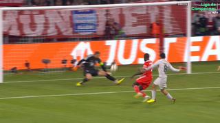 Casi llega el primero: Neuer evitó el gol de Pedri en Barcelona vs. Bayern [VIDEO] 