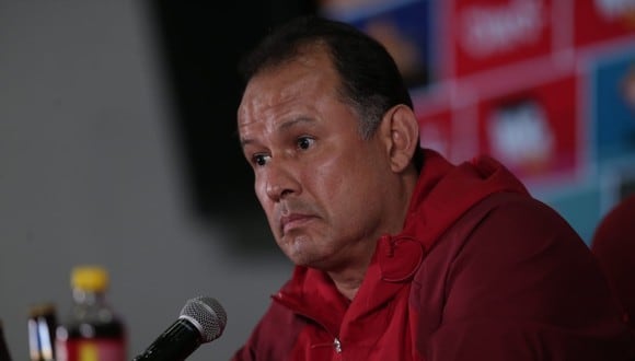Juan Reynoso está dirigiendo su primera Eliminatorias al mando de Perú. (Foto: Jesús Saucedo / GEC)