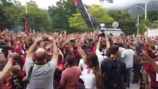 La fiesta vendrá a Lima: el impresionante apoyo de los fanáticos de Flamengo en los entrenamientos previos al viaje