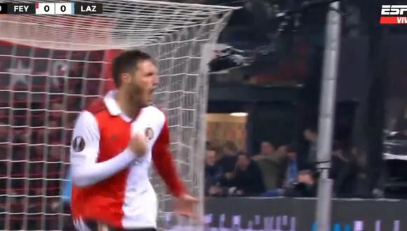 Gol de Santi Giménez en la Europa League. (Foto: captura ESPN2)