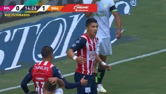 Gol de Ángel Zaldívar para el 1-1 del Chivas vs. Juárez por la Liga MX 2021 (Foto: Afizzionados)