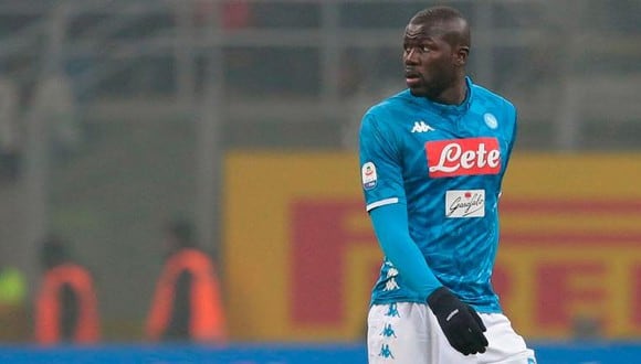 Koulibaly llegó a Napoli por 7,75 millones de euros procedente del Genk de Bélgica.