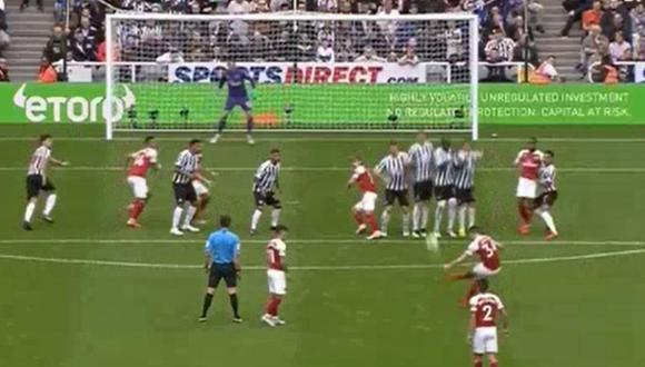 Granit Xhaka marcó su primer tanto en la temporada con Arsenal (Captura y video: DirecTV Sports).