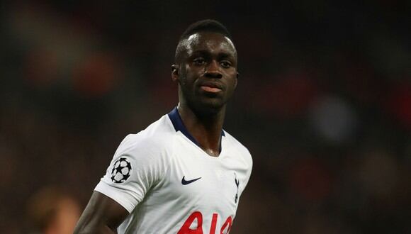 Davinson Sánchez tendría los días contados en el Tottenham, según informa la prensa inglesa. (Foto: Getty Images)